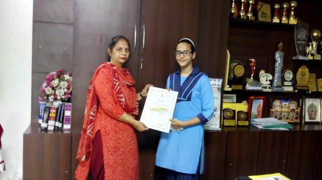 Meenal Jain stood among top 100 participants  in National Level Online Quiz