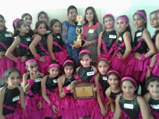 Outstanding performers from B.V.M Kitchlu Nagar in Inter School Group Dance Competition