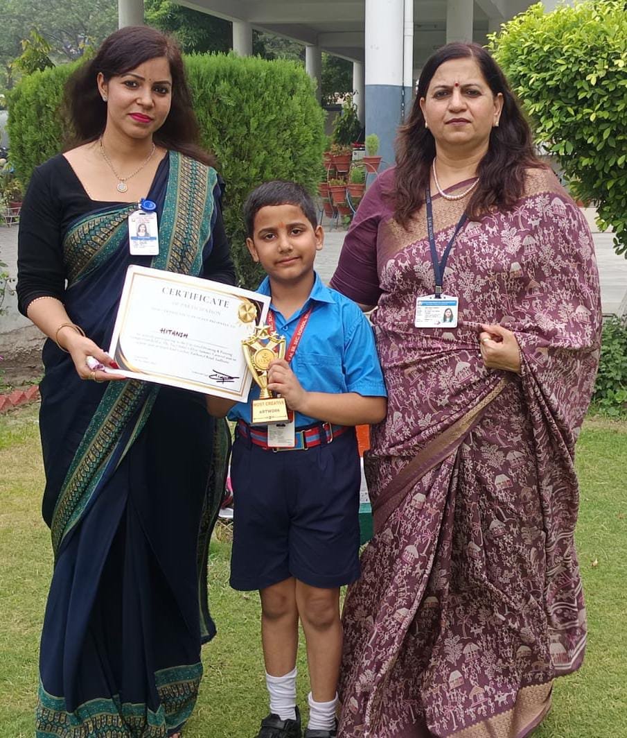 Top Honour at Art Competition