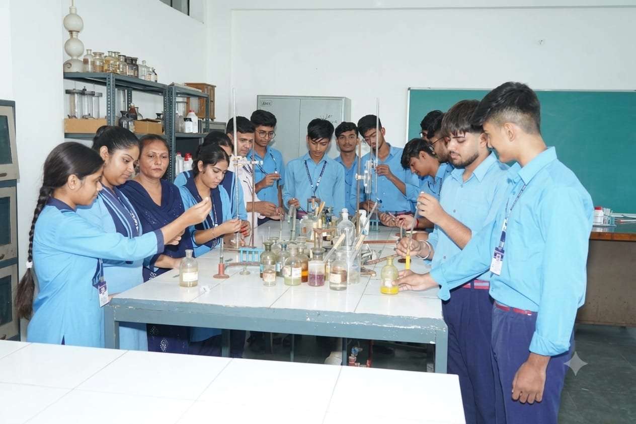 Senior Secondary Computer Lab